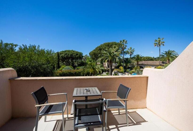 标准间带露台, La Garbine