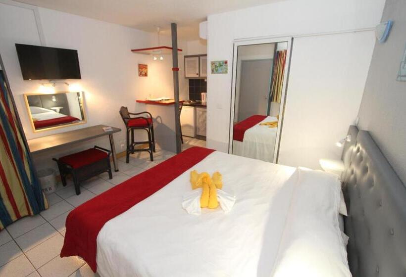 استودیوی استاندارد, La Maison Creole