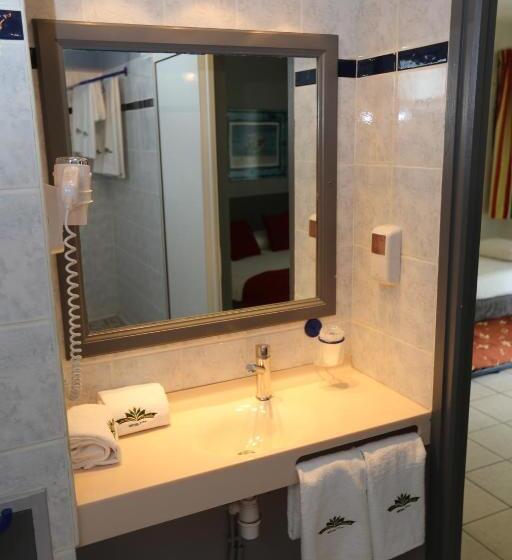 استودیوی استاندارد, La Maison Creole