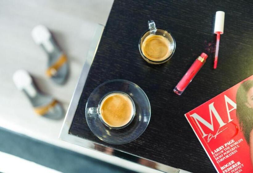 디럭스 룸, Nyx Tel Aviv