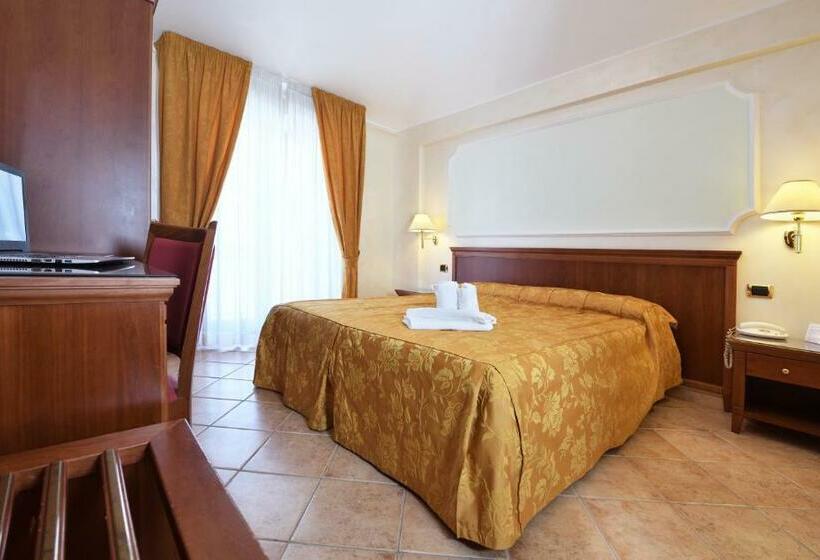 标准间带阳台, Ristorante Rossemi