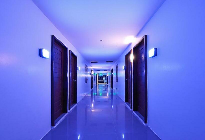 수피리어 룸, Riverside