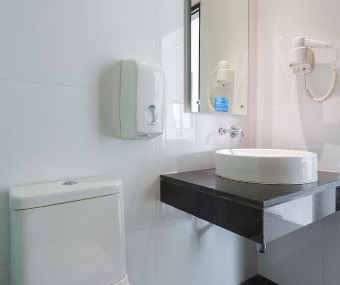 수피리어 룸, Riverside