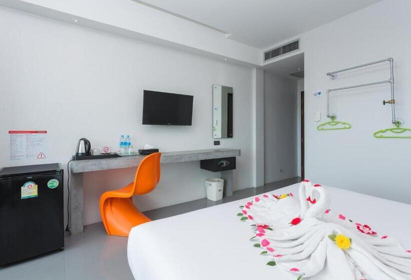 수피리어 룸, Riverside