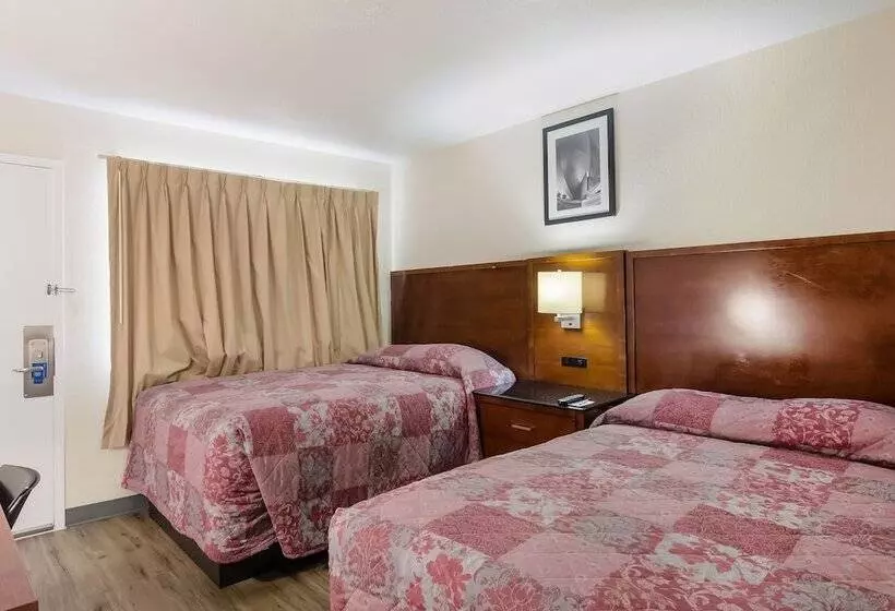 2ダブルベッドのスタンダードルーム, Rodeway Inn Greeley
