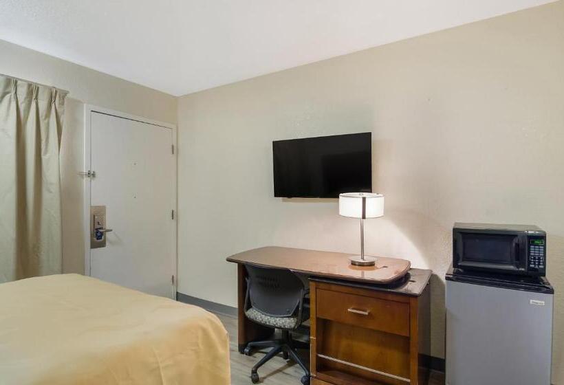 غرفة قياسية لذوى الاحتياجات الخاصة, Rodeway Inn Greeley