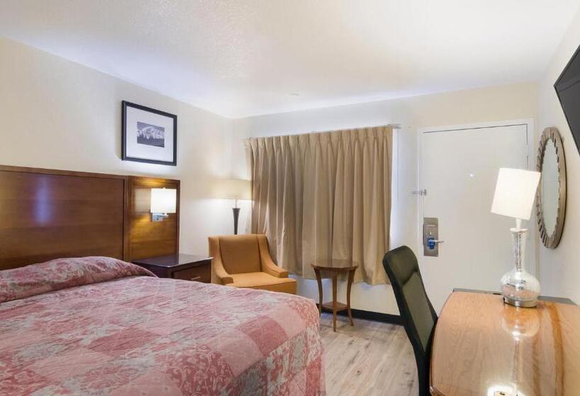 غرفة قياسية سرير كينج, Rodeway Inn Greeley
