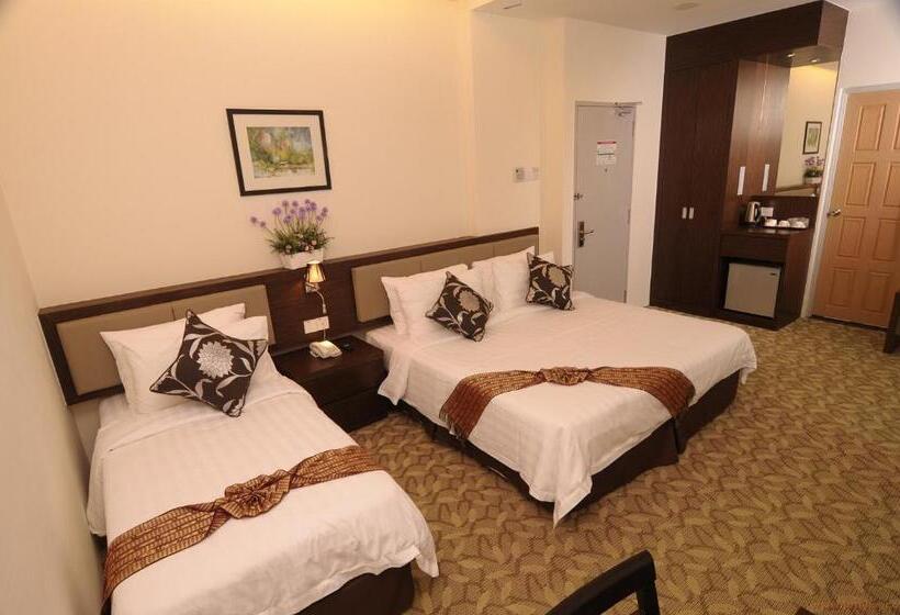 Family Room, Seemsoon