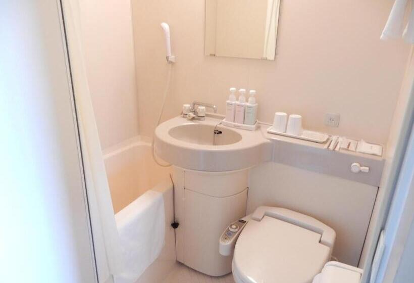 带双人床的基本房间, Smile Hotel Asahikawa