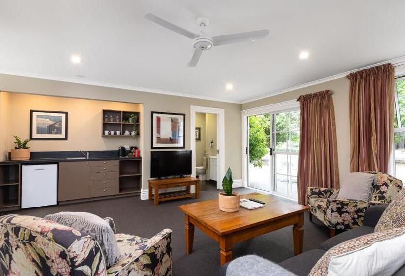 סוויטה, The White Swan