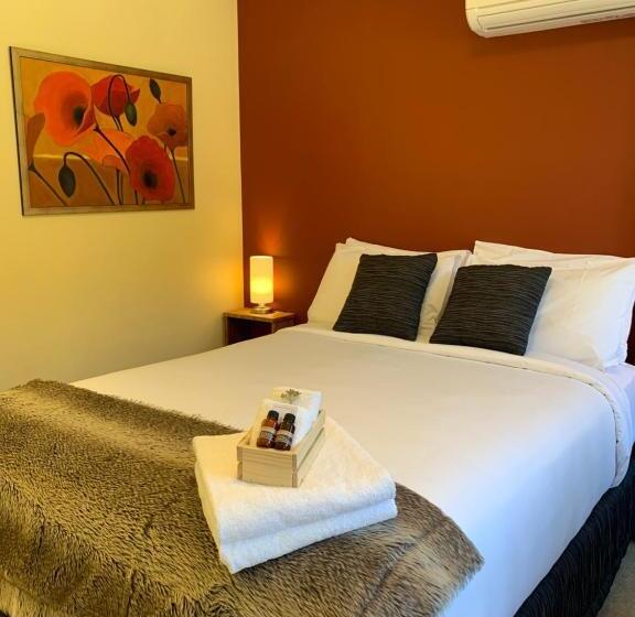 סטודיו סופריור, Snowhaven