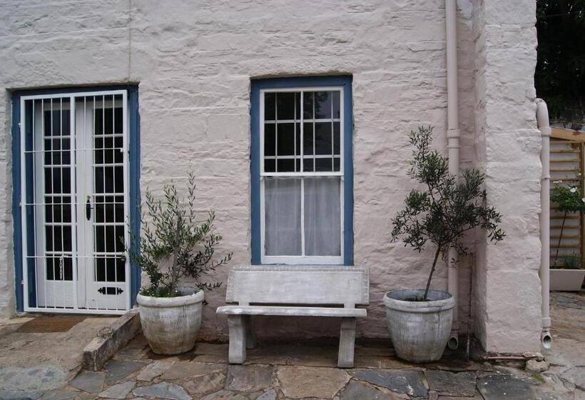 آپارتمان 1 خوابه, Bartholomew's Loft