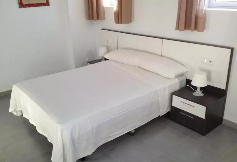 اتاق استاندارد, Pension La Puntica