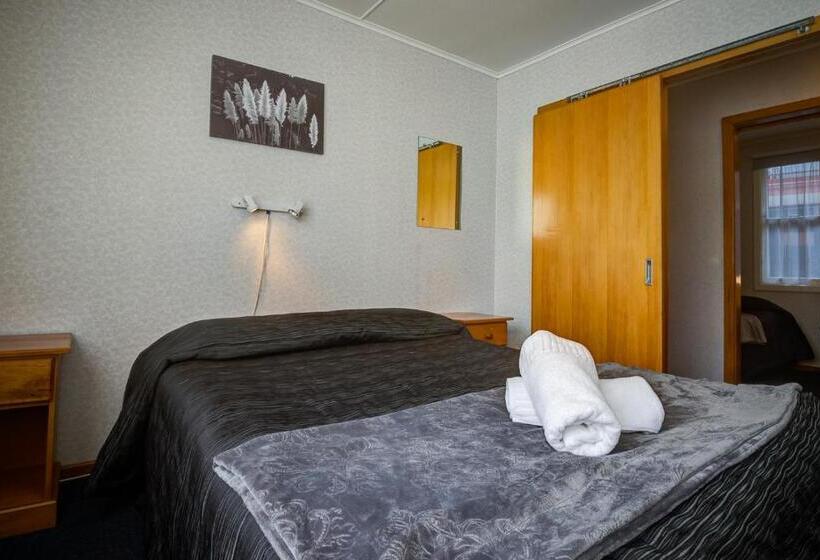 آپارتمان 2 خوابه, Red Tussock Motel