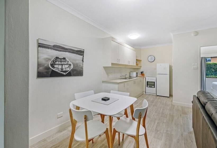 １ベッドルームアパートメント, Smugglers On The Beach