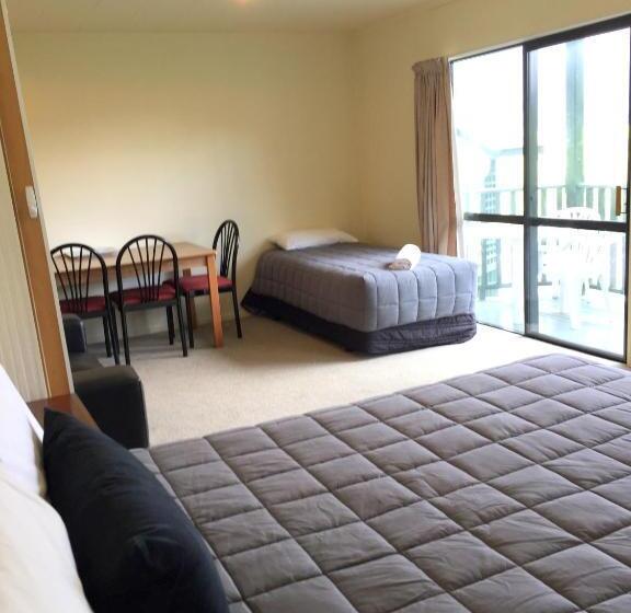 חדר משפחתי, Wanaka Heights Motel