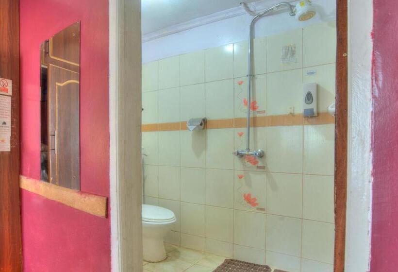 Standard Szoba, Red Buffalo House