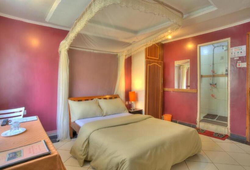 Standard Szoba, Red Buffalo House