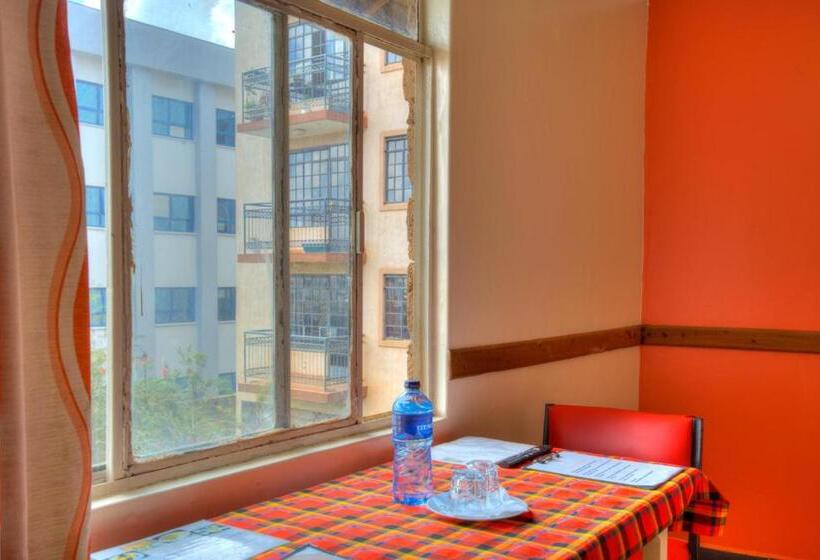 Deluxe Szoba, Red Buffalo House