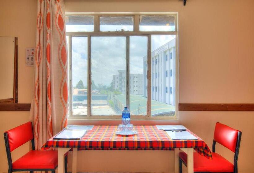 اتاق لوکس, Red Buffalo House