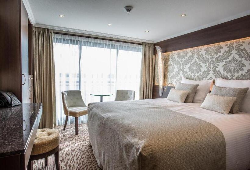 Номер Стандарт Вид на Реку, Viva Riverside Altstadt Düsseldorf