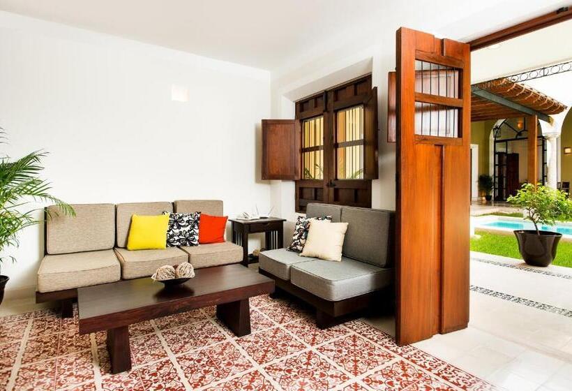 جناح ديلوكس, Boutique By The Museo