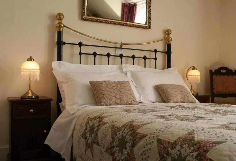 キングサイズベッドのスーペリアルーム, Dunallan Guest House