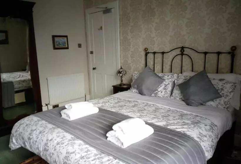 キングサイズベッドのスーペリアルーム, Dunallan Guest House