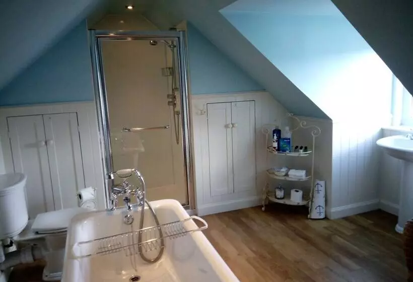デラックスルーム, Dunallan Guest House