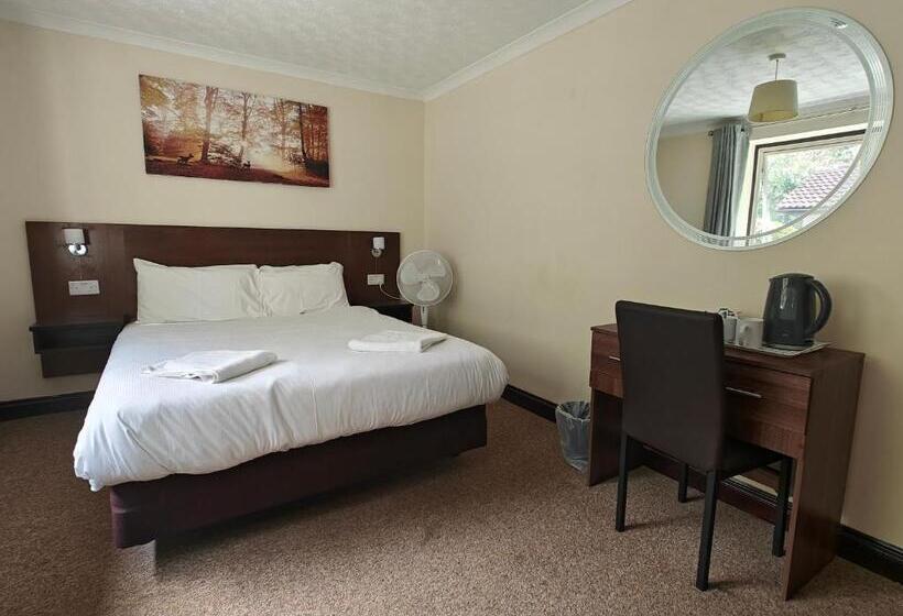 Номер Стандарт, Little Foxes Hotel & Gatwick Airport Parking