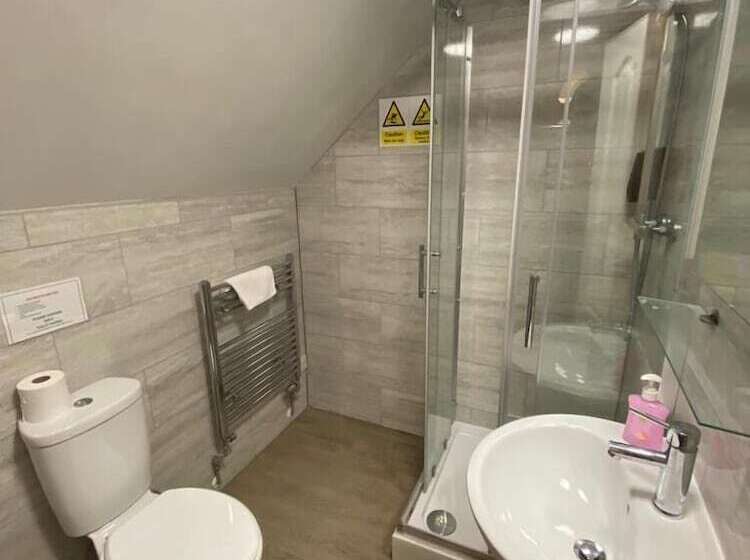 Номер Стандарт, Little Foxes Hotel & Gatwick Airport Parking