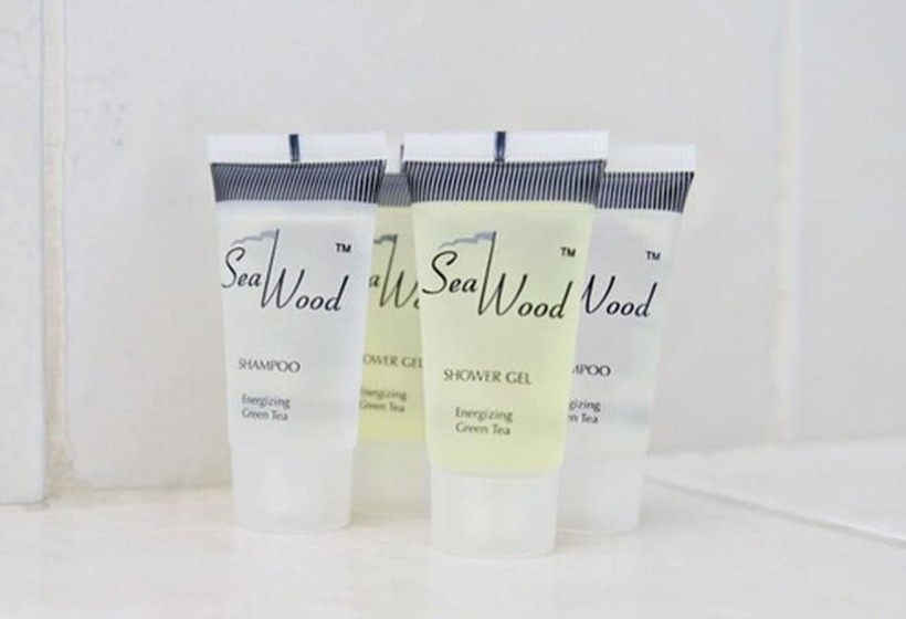 Номер Стандарт, Little Foxes Hotel & Gatwick Airport Parking