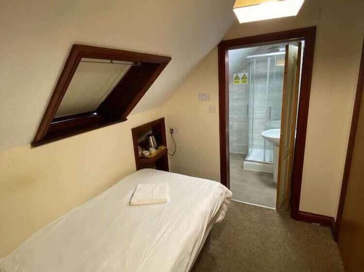 Номер Стандарт Индивидуальный, Little Foxes Hotel & Gatwick Airport Parking