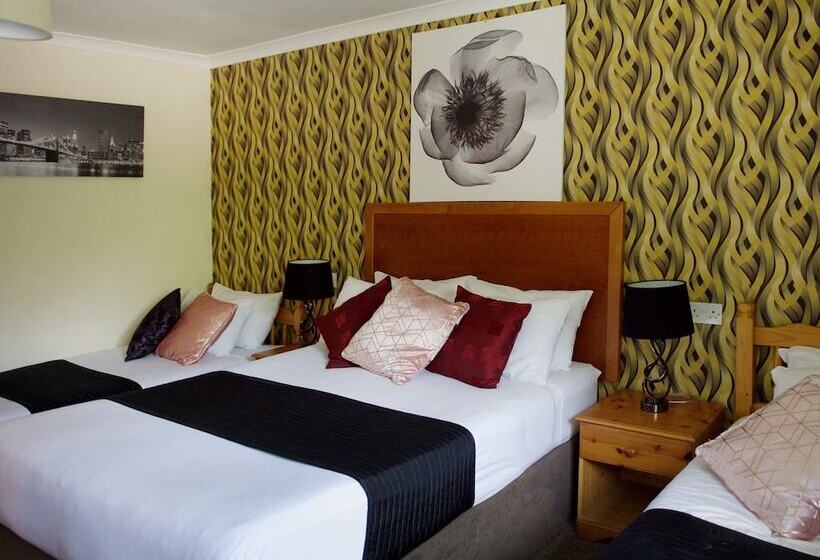 Семейный Номер, Little Foxes Hotel & Gatwick Airport Parking