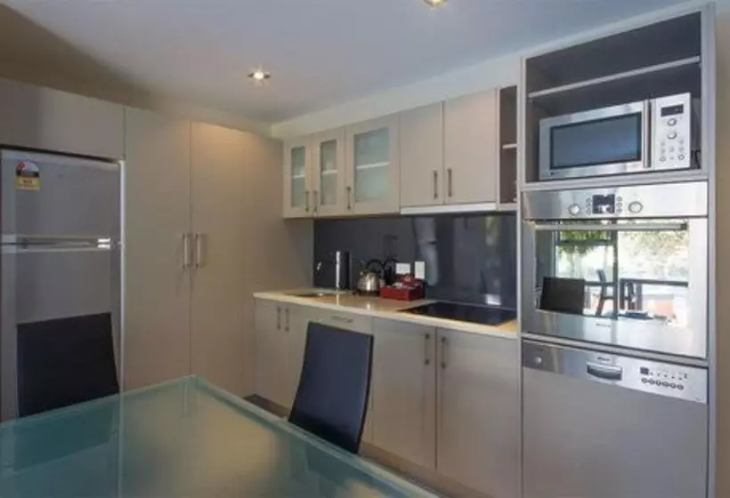 2ベッドルーム家族用アパートメント, Esplanade Apartments