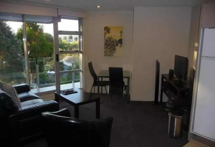 1ベッドルームアパートメント, Esplanade Apartments