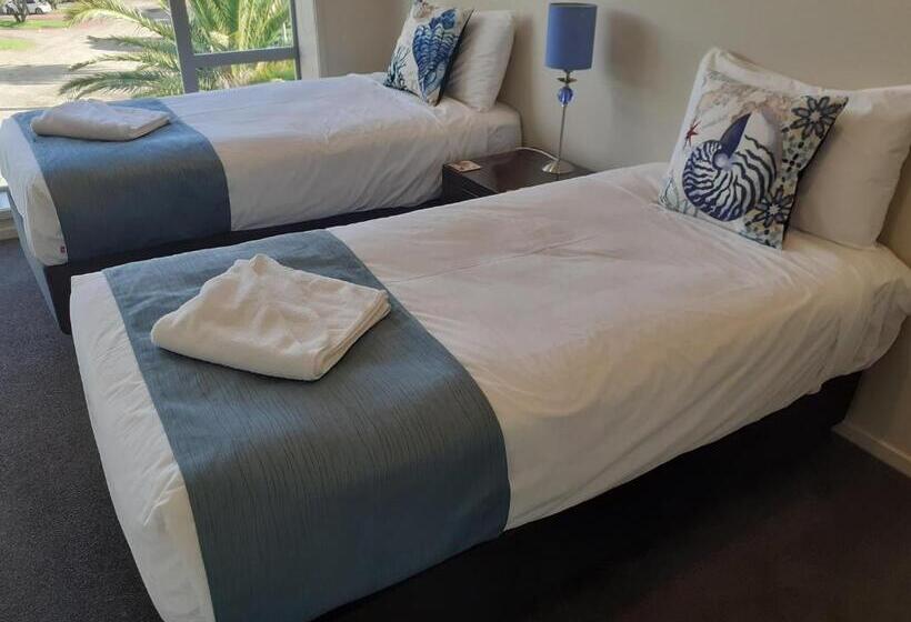 דירת פנטהאוז 1 חדרי שינה, Esplanade Apartments