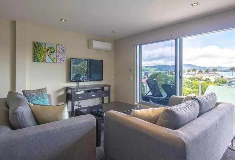 海の見える3ベッドルームアパートメント, Esplanade Apartments