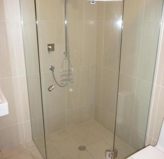 דירה משפחתית 2 חדרי שינה, Esplanade Apartments