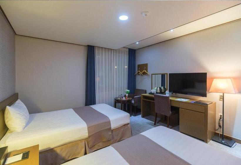 Cameră Deluxe cu Vedere Laterală către Mare, Benikea Hotel Jeju