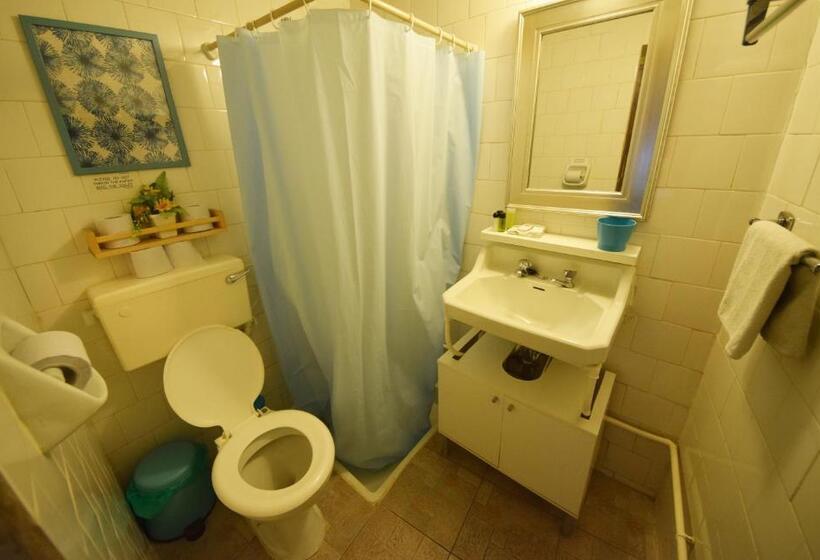 标准间, Christys Palace