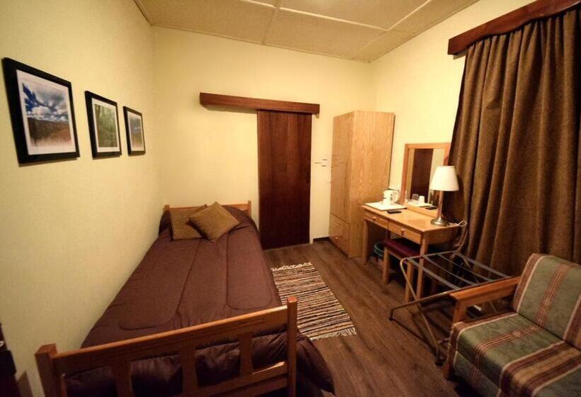 标准单人间, Christys Palace