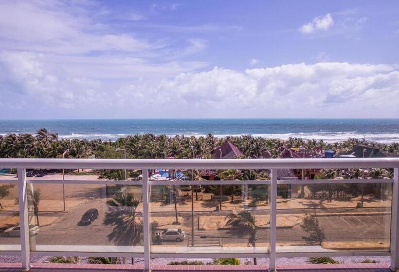 海景豪华三人间, Crocobeach