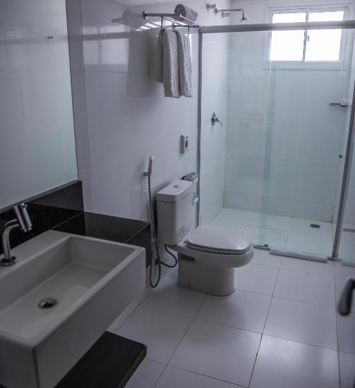 套房侧面可观海景, Crocobeach