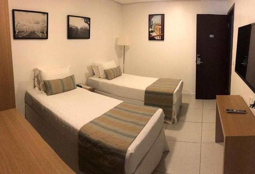 套房侧面可观海景, Crocobeach