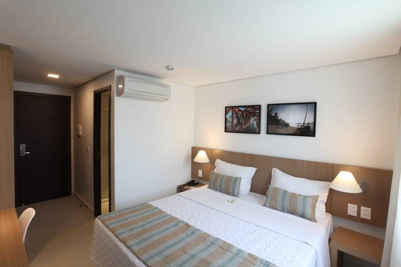 标准间, Crocobeach