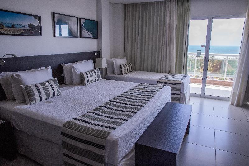 海景豪华三人间, Crocobeach