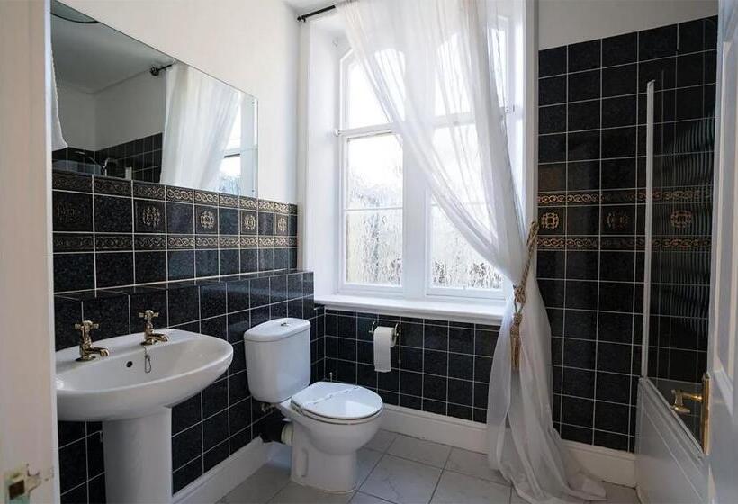 غرفة سوبيريور, Mellington Hall Country House