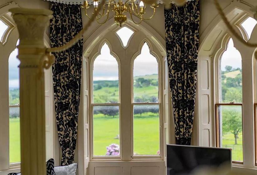 סוויטה דלוקס, Mellington Hall Country House