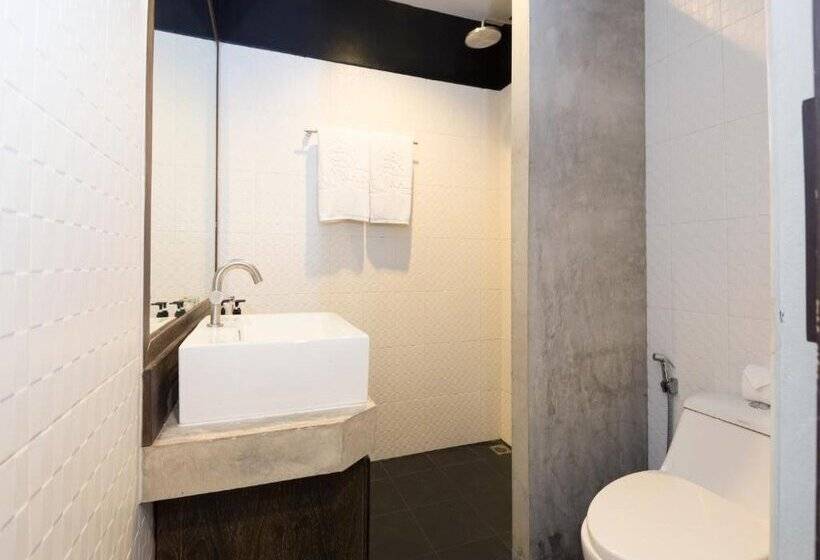 Quarto deluxe, Naina Resort & Spa   Sha Extra Plus